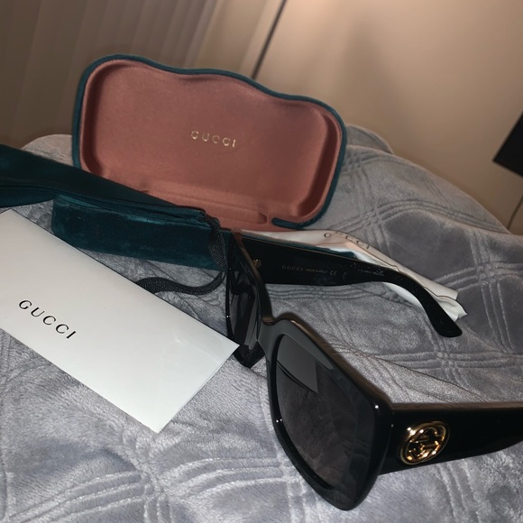 Gucci Sunglasses - Picture 3 of 8